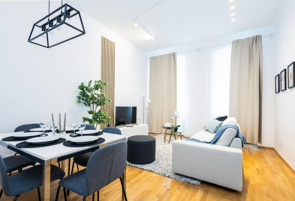 Orestaliving - Spacious 2Br On The Danube Canal Wenen Buitenkant foto